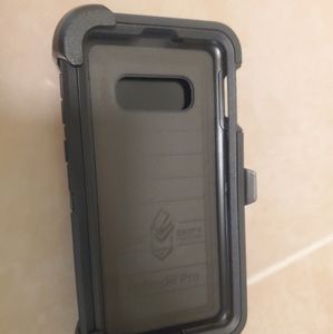S10 e otterbox defender pro case BRAND NEW